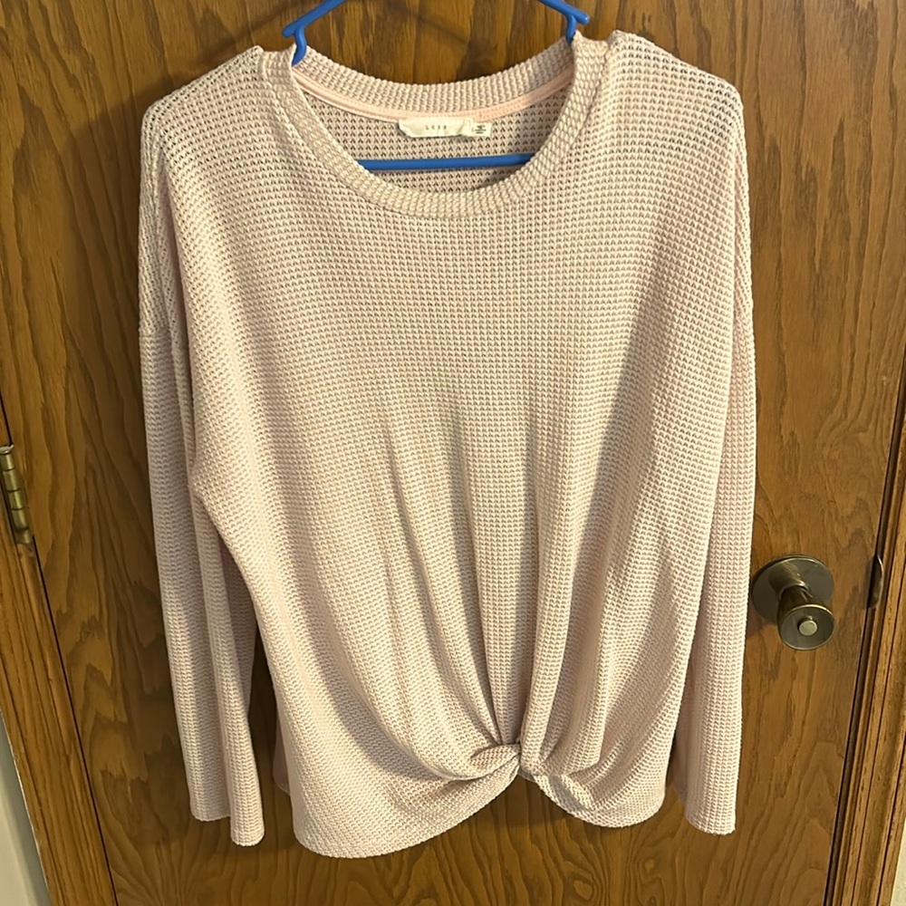 Women’s long sleeve large waffle light pink Lush sweater with tie knot